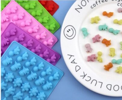 DINOSAUR GUMMY MOLD